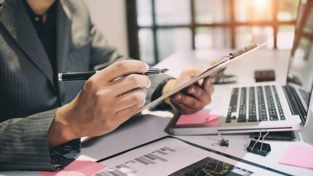 The Benefits of Starting a Bookkeeping Business