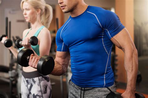 Fitness Fashion Tips and Tricks: Top 4 Ways to Look Great at the Gym