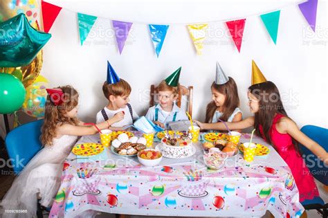 How to Throw a Successful At-Home Birthday Party for Kids?
