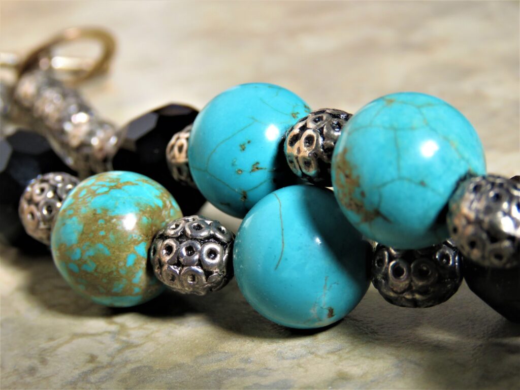 How Many Types of Turquoise Stones Are There?